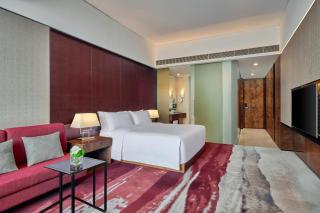 Hilton Guangzhou Tianhe - 8