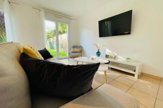 Beautiful renovated house in a residential area - 5