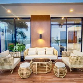 The Modern Lake House - 8