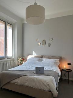 Dolce dormire - Fondazione Prada e Villaggio Olimipico - Milan - 0