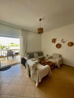 Blossom Seaside Apartment - 0