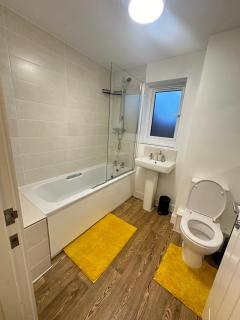 Private bedroom in a Home Next to Coop Live and Eithad Stadium - Manchester - 2