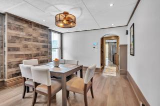 Cozy Renovated 19th Century Home, 5 Min to OSU! - 5