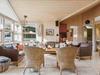 Holiday Home Tyyne - 250m from the sea by Interhome - Tjørneholm - 4