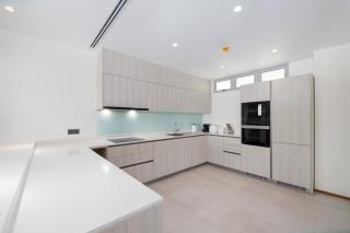3 BR ANGSANA luxury - - 9
