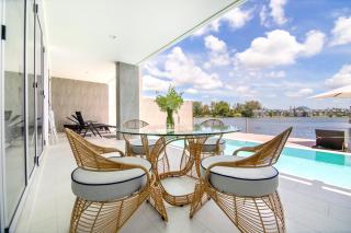 3 BR ANGSANA luxury - - 2