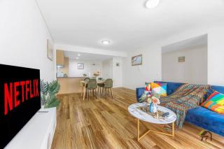 Entire 2 bedroom in the heart of Wolli Creek - Sydney - 5