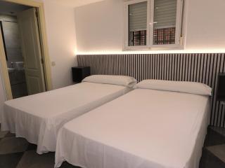 HOSTAL HENARES - 9