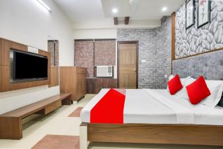 Super Hotel O Inder Inn - Ābādpura - 3