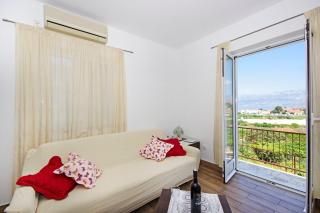 House Tonko - Postira - 7