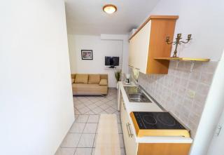 Apartment San - Povljana - 6