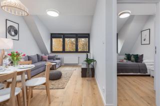 Charming 1-bedroom apartment by Noclegi Renters - 1