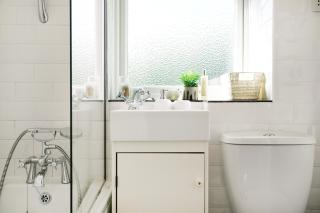 Modern 2BR Aylesbury Home, Sleeps 3, Parking, Work, Leisure, Friendly - 3