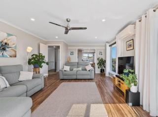 Serene Oceana - Savoring the gentle Tassie breeze - Tranmere - 5