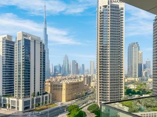 Stunning Home Overlooking the Burj Khalifa - Dubai - 9