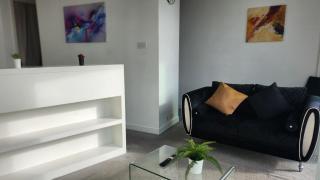Cityscape Apartment in Birmingham with Self Checkin - Birmingham - 1