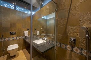 SaffronStays The Glasshouse - Romantic Panchgani Villa with Panoramic Views & Cozy Comfort - 1