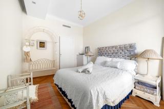 Appartement d Exception, Spacieux et Lumineux, avec Balcon et Vue Mer - 1