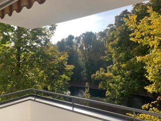 Canal-Front at Maybachufer - 80 sqm Two-Bedroom Apartment book one room or full appartment - 9