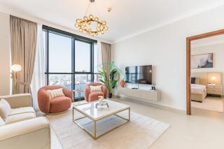 Spacious 3BR Apartment with Assistant Room & Stunning Creek Views in The Dubai Creek Residences South Tower 1, Creek Harbour by Deluxe Holiday Homes - Dubai - 1