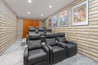 Cozy retreat on private estate with Hot Tub - 1