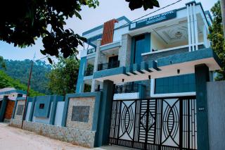 Zouru Bravo Motel - 0