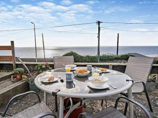 4 Bed in Ogmore-by-Sea 74236 - Saint Brides Major - 0