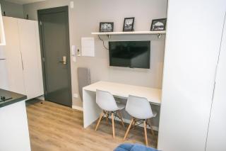 Studio com Cama de Casal - ALL1221 - Curitiba - 1