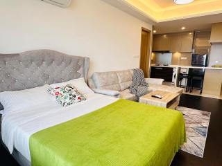 Haiyang15Deluxe Sea View Four Room Suite - 3