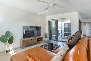 Newly spacious top floor good view apartment - Brisbane - 9