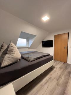 Helle 80qm Wohnung mit weitem Ausblick - - 3