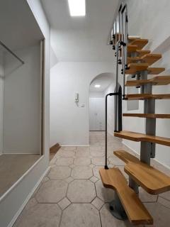 Helle 80qm Wohnung mit weitem Ausblick - - 1