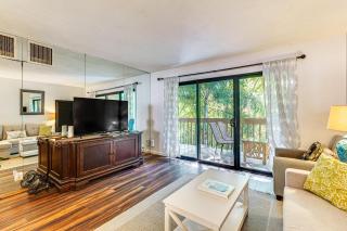 Less Than 1 Mi to Magic Sands Beach Condo with Pool Access! - Kailua-Kona - 7