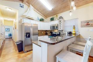 Sail Away at Pirate's Bay Unit 113 - Port Aransas - 8