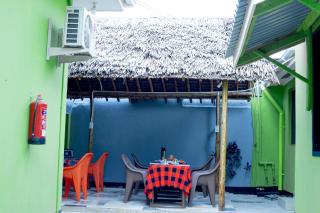 L&j modern backpackers BnB - 1