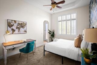 Luxury Mansion, Heated Pool and Spa, Pickleball, Batting Cage, 2 Game Rooms, Speakeasy - Scottsdale - 1