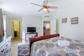 Wildwood by the Lake - 2