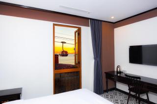 Thala Hotel Sorrento - 1