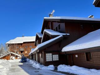 4 pièces spacieux bien équipé avec Wi-Fi et parking, au pied du ski bus - FR-1-572-241 - Les Carroz-d'Araches - 4