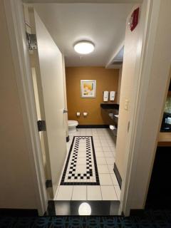 Fairfield Inn by Marriott Morgantown - 7