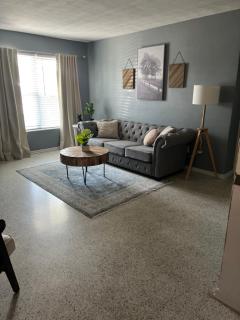 Location-Location-Location in Jensen Beach Cottage - Jensen Beach - 2
