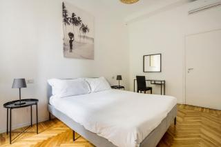 Luxury 4 bedrooms apartments Close to Duomo - Milão - 4