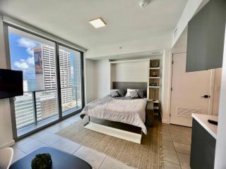 Spacious Studio in the Heart of Downtown Miami - Miami - 8