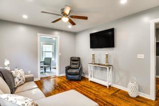 3 Mi to Camp Lejeune Home with Fire Pit and Grill! - Jacksonville - 0
