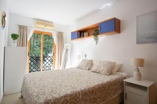 Little Lola, Carabeo Nerja - 8