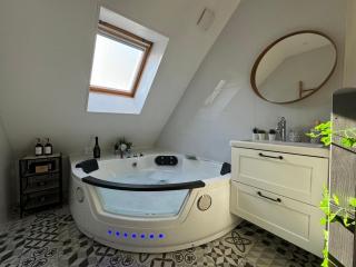 LE NID - Charmante petite maison avec balnéo - Gambais - 8