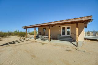 Secluded Marana Home with Viewing Decks and Privacy! - Marana - 7