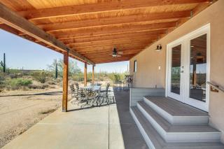 Secluded Marana Home with Viewing Decks and Privacy! - Marana - 2