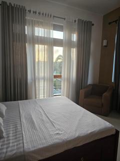 Lakeview Apartment with Modern Interior and Facilities - Battaramulla - 6
