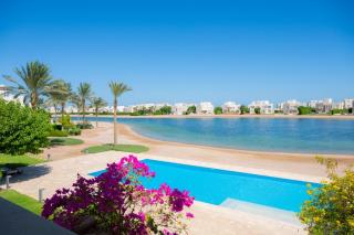 Nayah Stays, Joubal Lagoons flowery apartment - Hurghada - 7